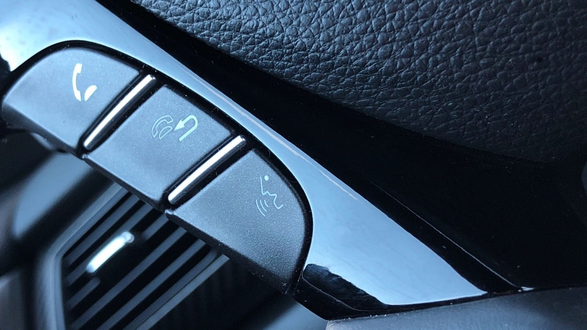 how to fix bluetooth from disconnecting in a car